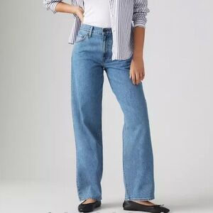 Women’s Levi’s Dad Jeans - Light Wash - 27x30